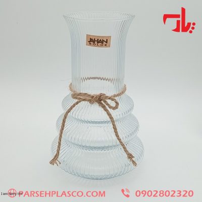 خرید گلدان نیاگارا شیشه‌ای شیار‌دار | تزئین‌شده با بند کنفی/پارسه پلاسکو